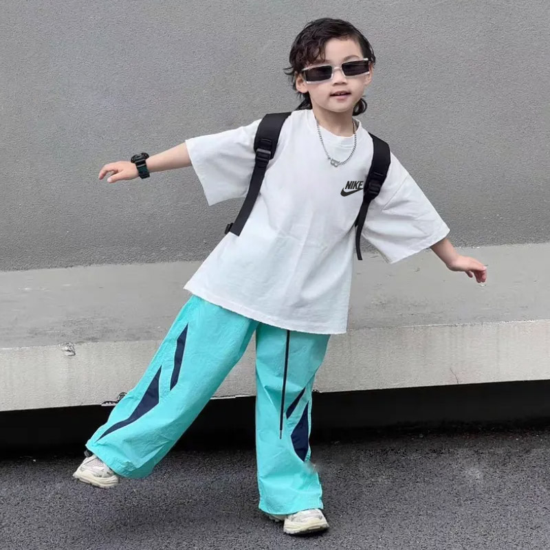 【90-160cm】目を奪われる カジュアル クール デイリー使いに最適 男の子 半袖 Tシャツ