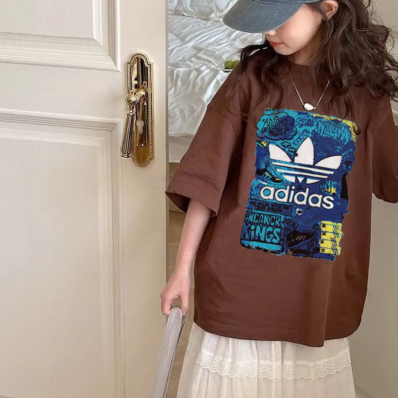 【90-160cm】絶対見逃さないで 大活躍 スタイリッシュ プリント 女の子 半袖 Ｔシャツ