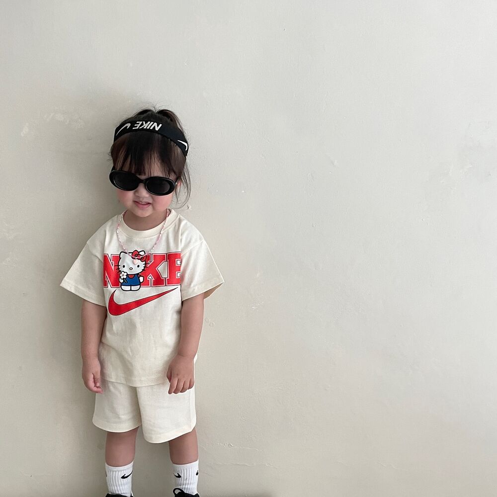 【80-130cm】二点セット 注目度UP カートゥーン 可愛い 多色展開 半袖Ｔシャツ＋ショートパンツ セットアップ