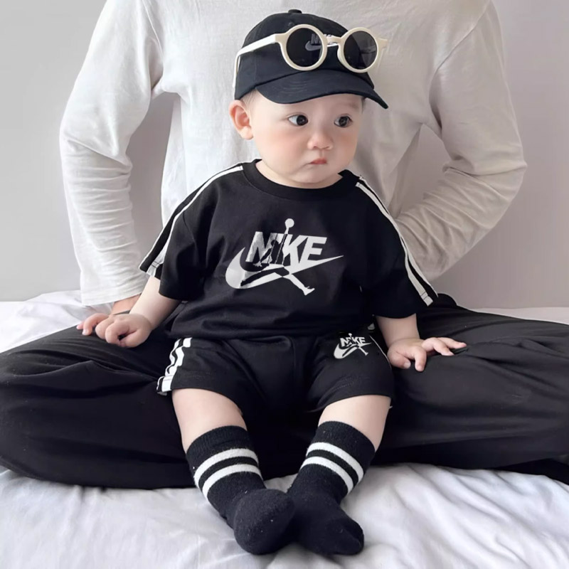 【80-160cm】二点セット 単品注文可 絶対後悔しない 爆売れ中 男の子 半袖Ｔシャツ＋ショートパンツ セットアップ