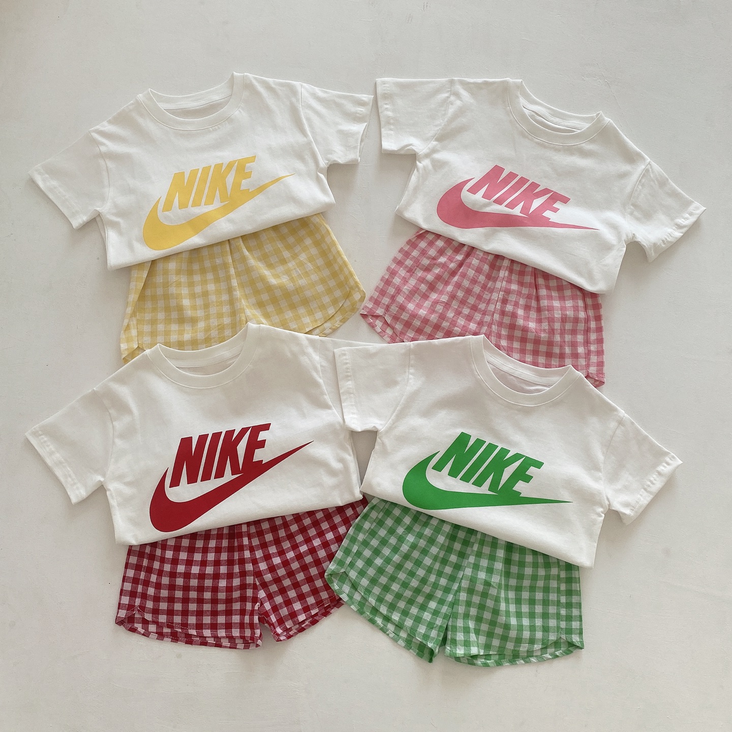 【73-100cm】二点セット 絶対欲しい 大人気 チェック柄 清新 半袖Tシャツ+ショートパンツ セットアップ