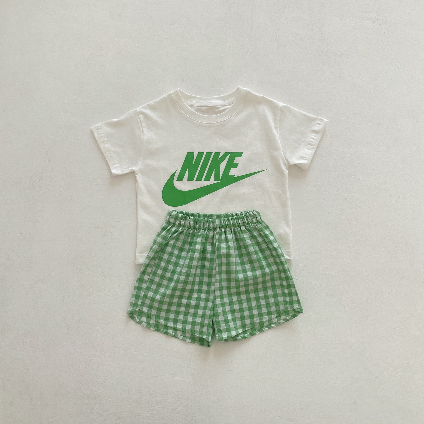 【73-100cm】二点セット 絶対欲しい 大人気 チェック柄 清新 半袖Tシャツ+ショートパンツ セットアップ