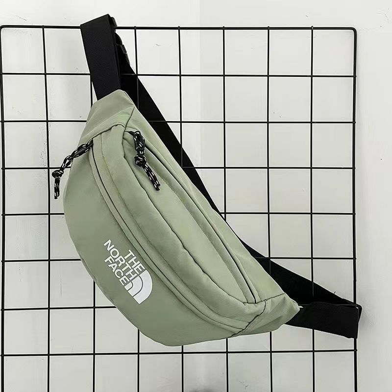 【激安1円！！】トレンド感満点 シンプル 軽量 丈夫なつくり カジュアル バッグ サコッシュ