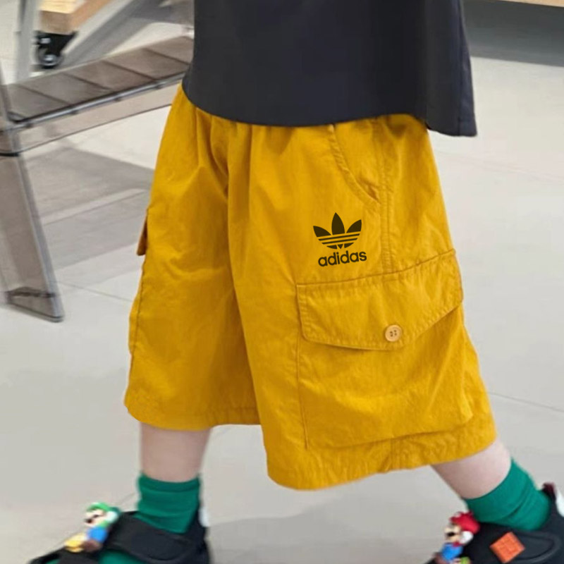 【90-150cm】リラックス感ある 大活躍 カジュアル クール 男の子 半袖Tシャツ+ショートパンツ セットアップ
