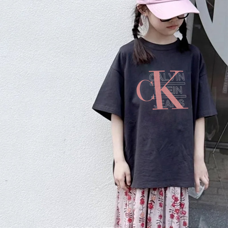 【90-160cm】毎日着たくなる アルファベット 合わせやすい 女の子 半袖 Ｔシャツ
