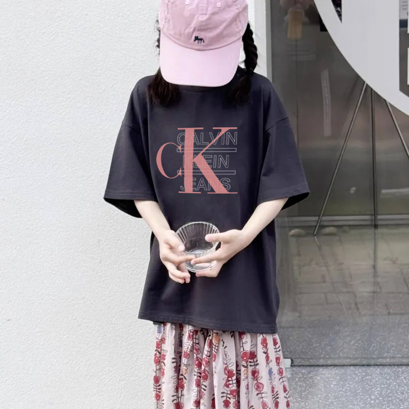 【90-160cm】毎日着たくなる アルファベット 合わせやすい 女の子 半袖 Ｔシャツ