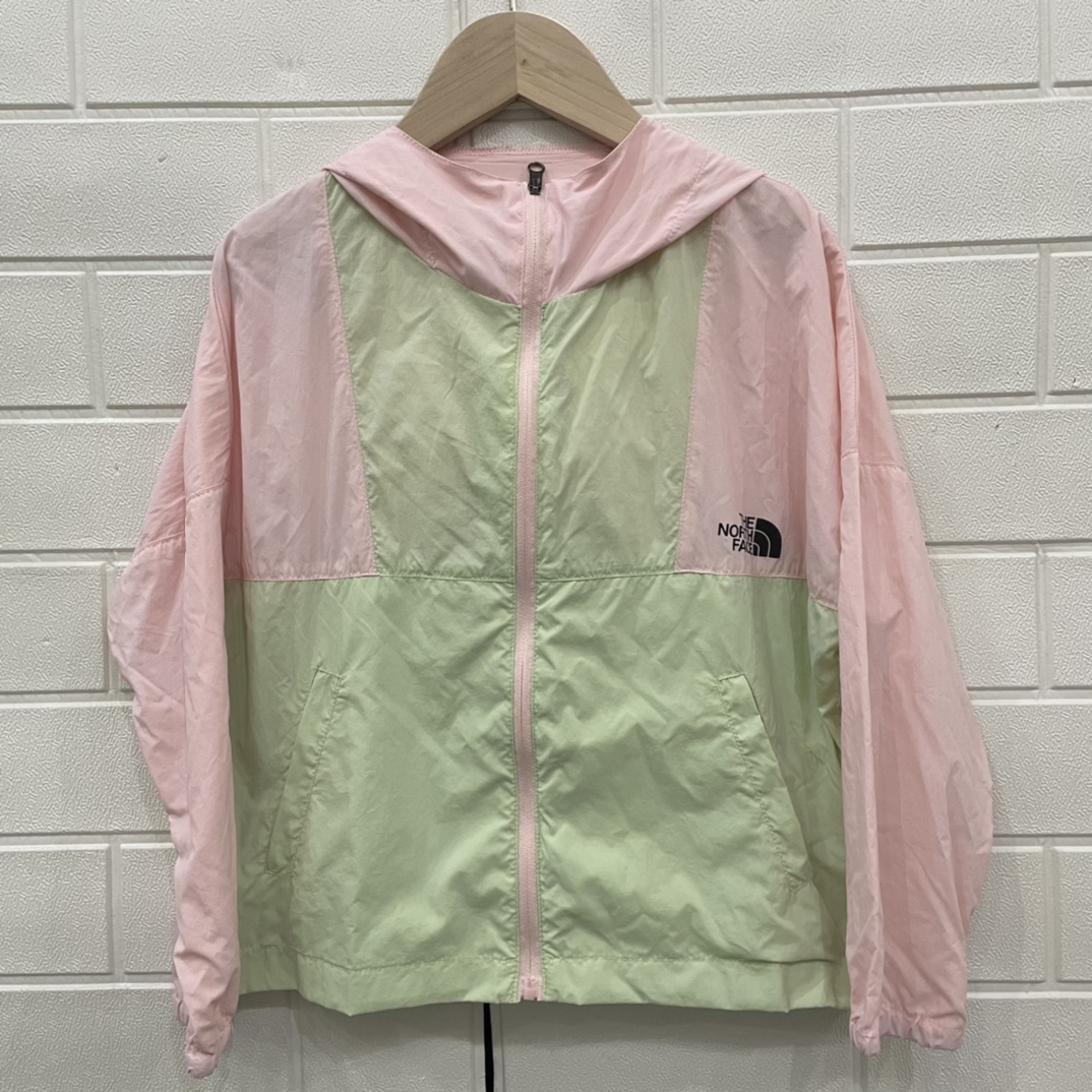 【100-165cm】絶対後悔しない 大活躍 お出かけに最適 通気性素材 UVカット フード付き アウター