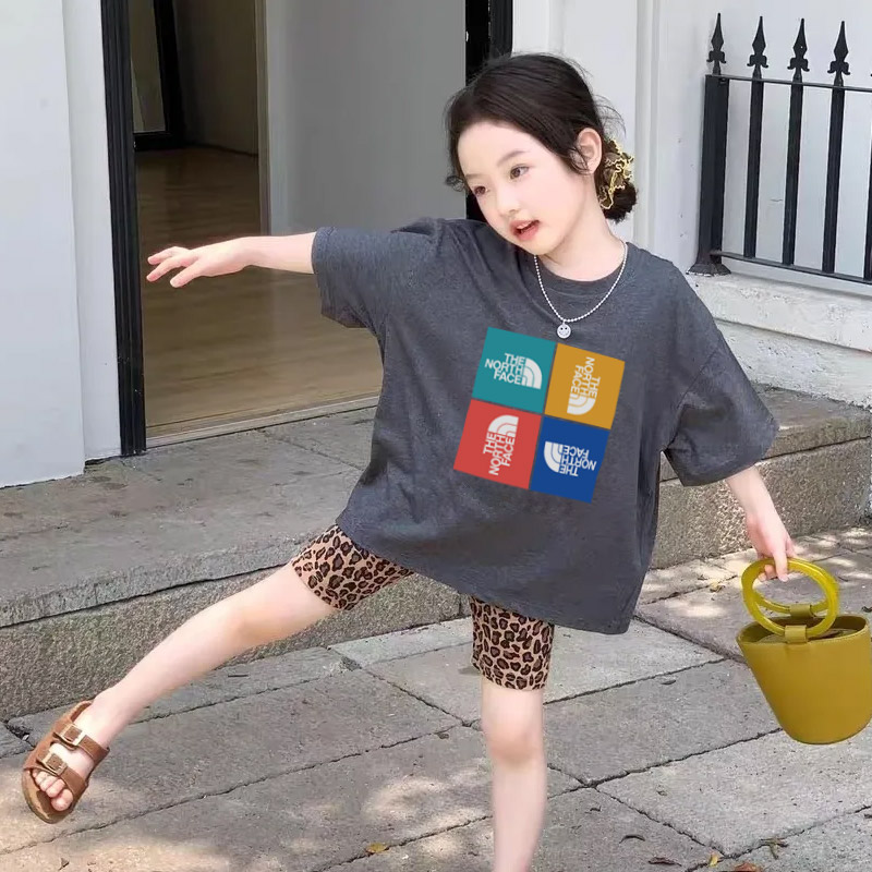 【90-160cm】取り入れたい 爆売れ中 トレンド 合わせやすい 女の子 半袖Tシャツ