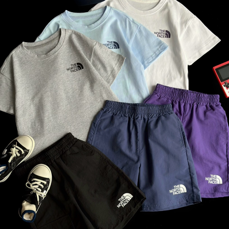 【110-150cm】二点セット コンフォート感抜群 通気性抜群 カジュアル 半袖 Tシャツ+ショートパンツ セットアップ