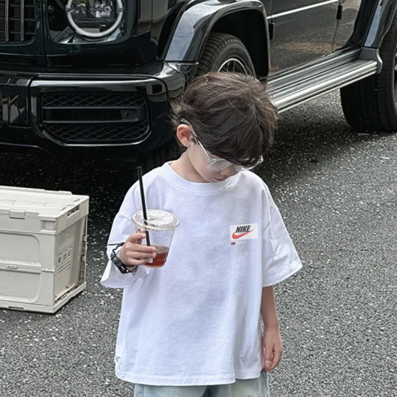 【90-160cm】目を奪われる 爆売れ中 トレンド カジュアル カッコイイ 男の子 半袖 Tシャツ