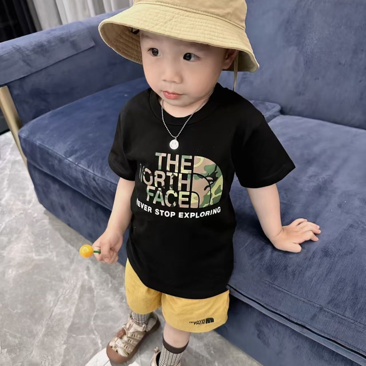 【90-140cm】二点セット 単品注文OK 大人気 カジュアル アルファベット 半袖Tシャツ+ショートパンツ セットアップ