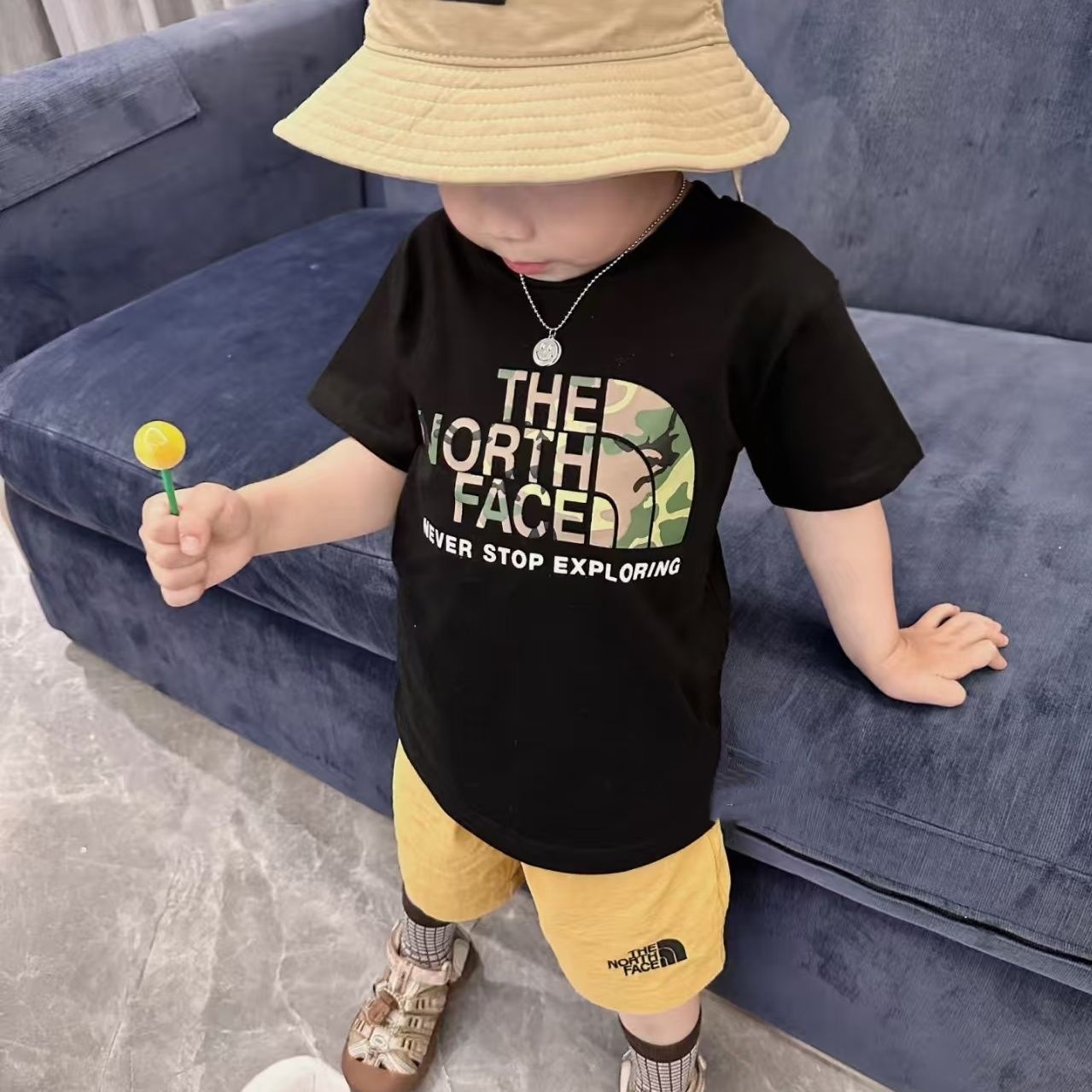 【90-140cm】二点セット 単品注文OK 大人気 カジュアル アルファベット 半袖Tシャツ+ショートパンツ セットアップ
