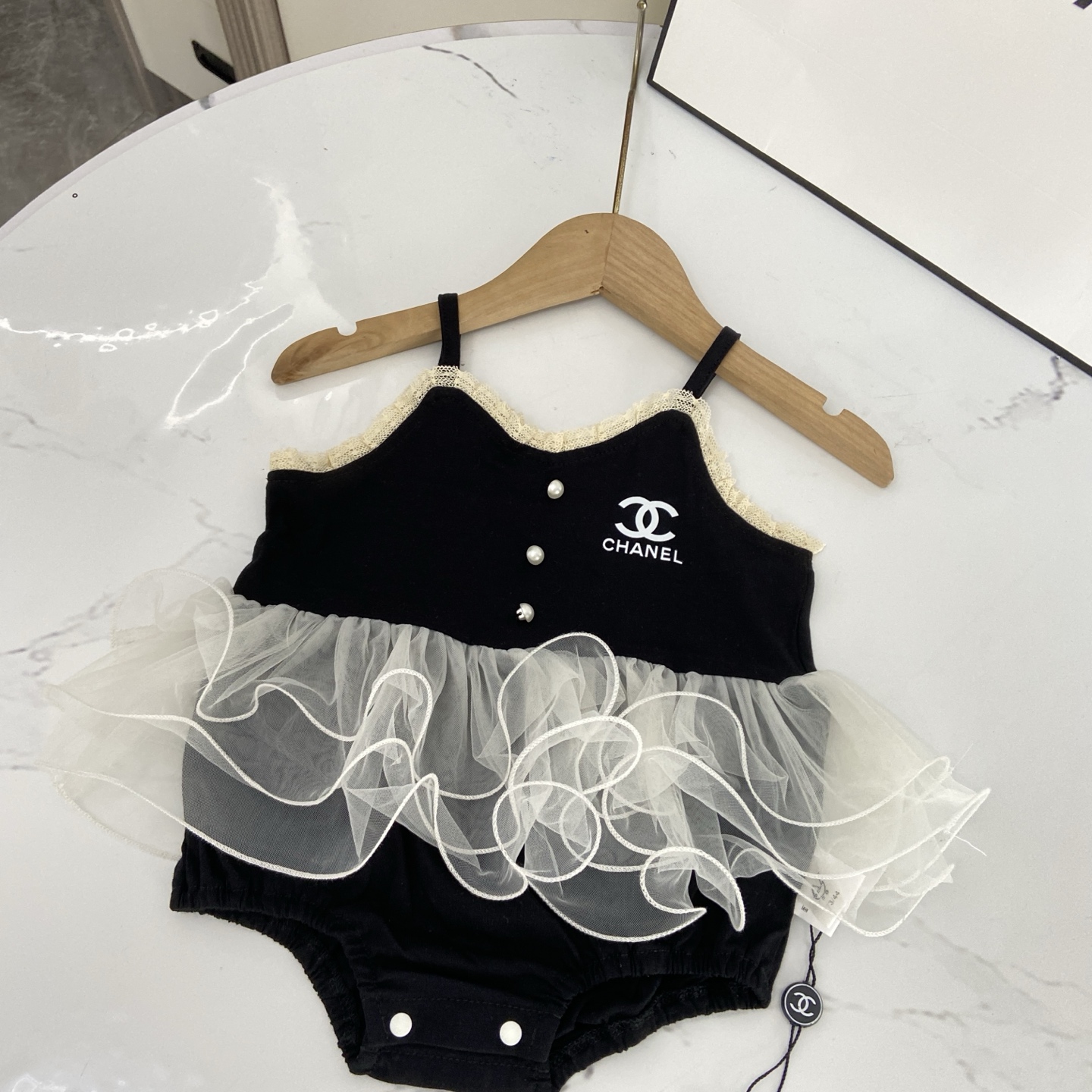 【66-100cm】絶対欲しい デザイン満点 高見え スウィート フェミニン ベビー ロンパース