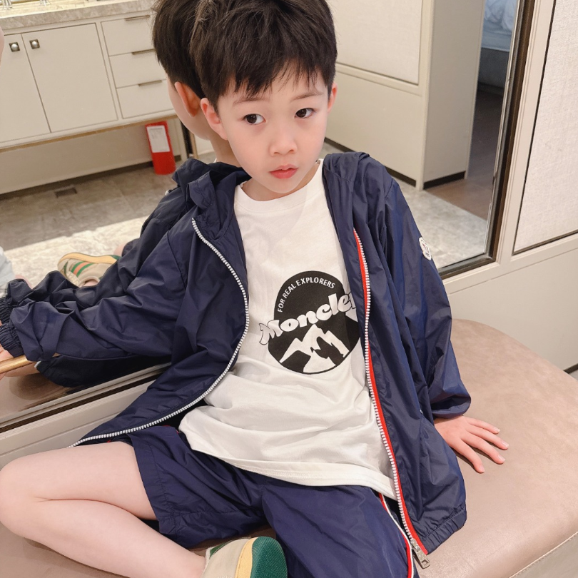 【100-160cm】着回し力抜群 大人気 カジュアル シンプル 高見え UV対策 男の子 アウター
