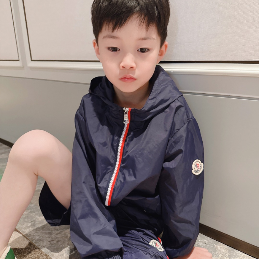 【100-160cm】着回し力抜群 大人気 カジュアル シンプル 高見え UV対策 男の子 アウター