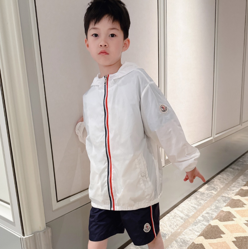 【100-160cm】着回し力抜群 大人気 カジュアル シンプル 高見え UV対策 男の子 アウター