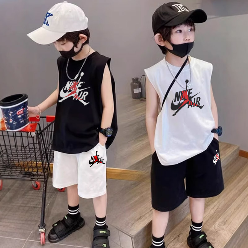 【90-160cm】二点セット トレンド感たっぷり カジュアル 大人気 男の子 タンクトップ+ショートパンツ セットアップ