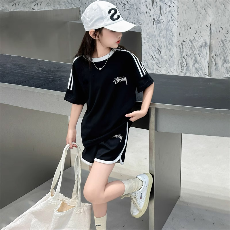 【90-160cm】二点セット 単品注文OK 好感度100％  快適 女の子 半袖 Ｔシャツ＋ショートパンツ セットアップ