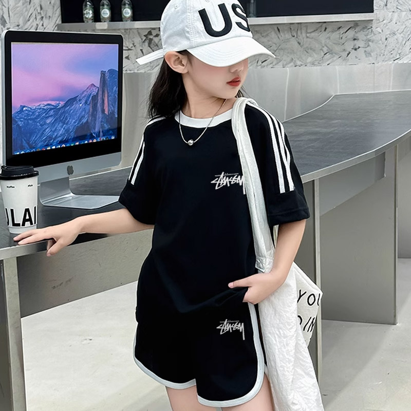 【90-160cm】二点セット 単品注文OK 好感度100％  快適 女の子 半袖 Ｔシャツ＋ショートパンツ セットアップ