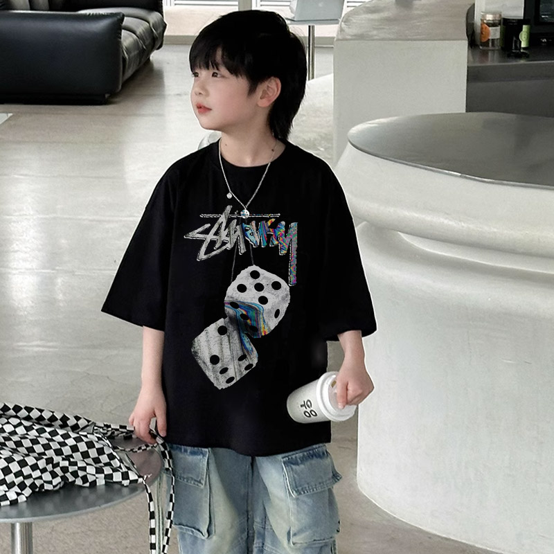 【90-160cm】超カッコイイ 人気上昇中 トレンド  カジュアル  快適 男の子 半袖 Ｔシャツ