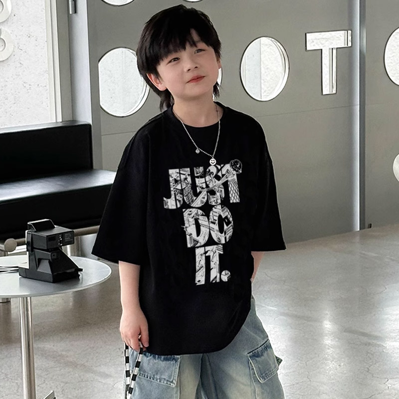 【90-160cm】見逃し厳禁 人気爆発中 トレンド  カジュアル  通気性 男の子 半袖 Ｔシャツ