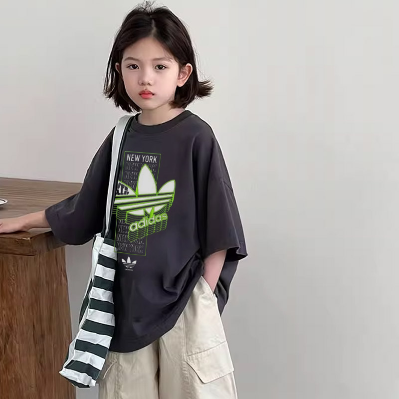 【90-160cm】着回し力抜群 通気性 トレンド おすすめ 着心地良い 女の子 半袖 Tシャツ