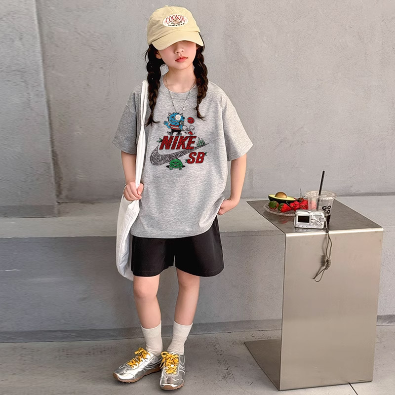 【90-160cm】ママたちに大好評 爆売れ中 カジュアル 合わせやすい 女の子 半袖 Tシャツ