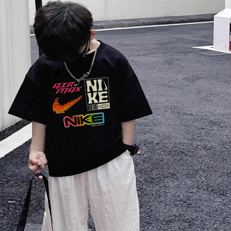 【90-160cm】今季も大流行 通気性 合わせやすい  ストリート 男の子 半袖 Ｔシャツ