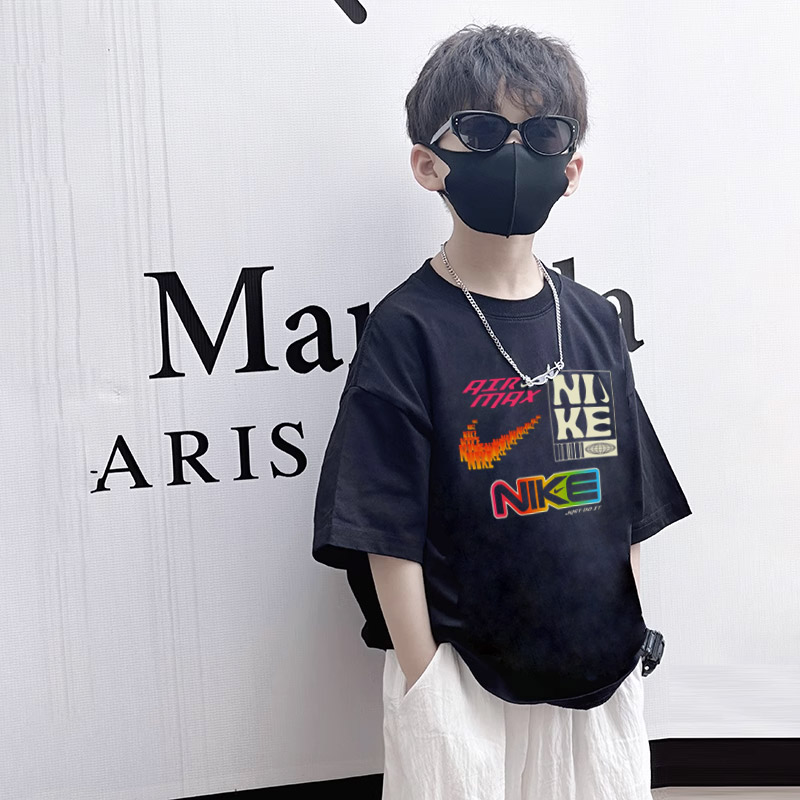 【90-160cm】今季も大流行 通気性 合わせやすい  ストリート 男の子 半袖 Ｔシャツ