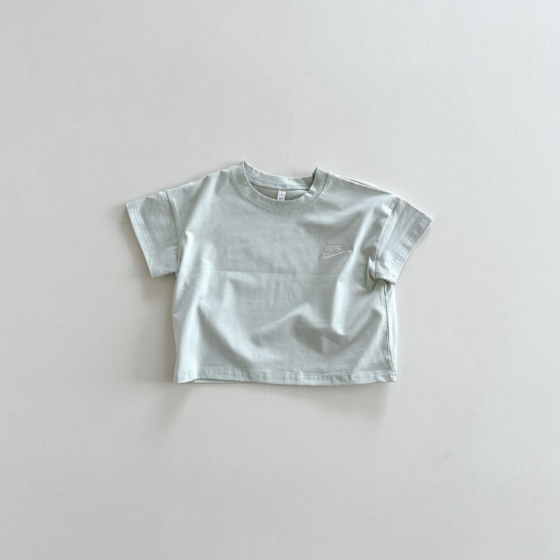 【80-130cm】売り切れ必至 売れ筋 カジュアル 刺繍 無地 肌触り良い 半袖 Ｔシャツ