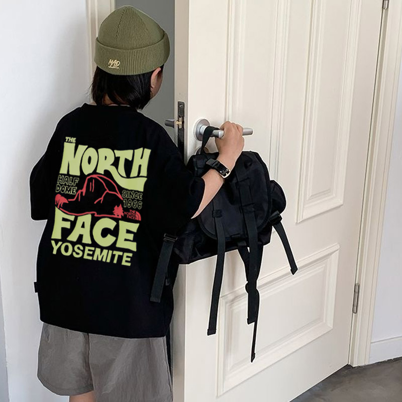 【90-160cm】デイリーにぴったり 大活躍 モード感 合わせやすい 男の子 半袖 Tシャツ