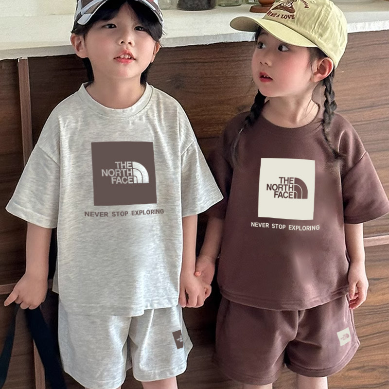 【90-160cm】二点セット ママたちに大好評 爆売れ中 カジュアル 肌触り良い 半袖Ｔシャツ+ショートパンツ セットアップ