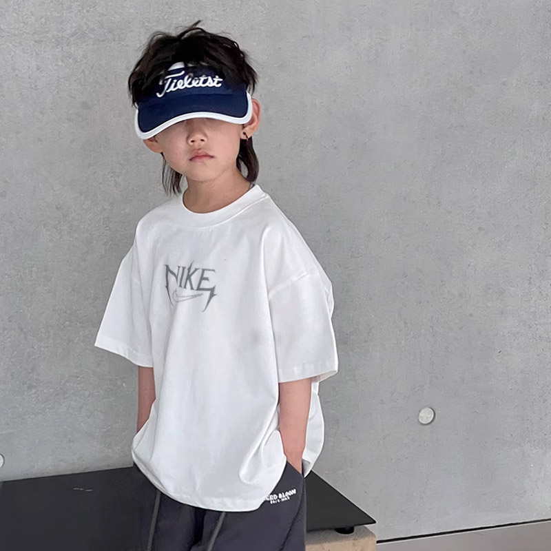 【90-160cm】目を奪われる 大活躍 カジュアル 個性的 快適 男の子 半袖 Ｔシャツ