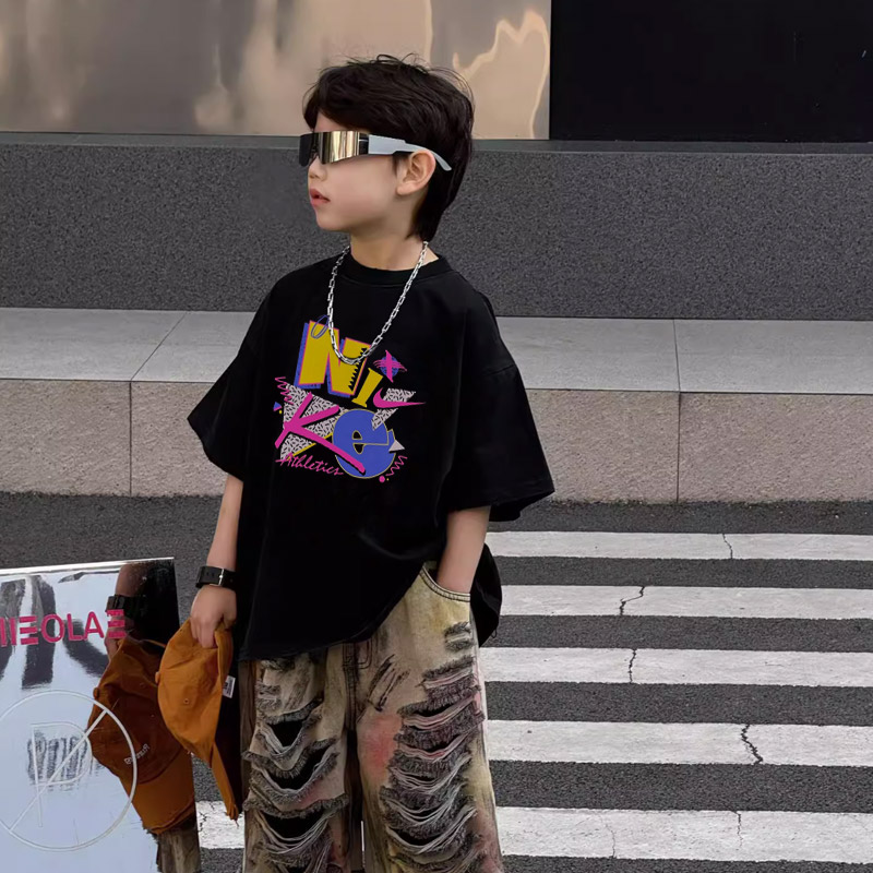 【90-160cm】目を奪われる 大活躍 トレンド カッコイイ 男の子 半袖 Ｔシャツ