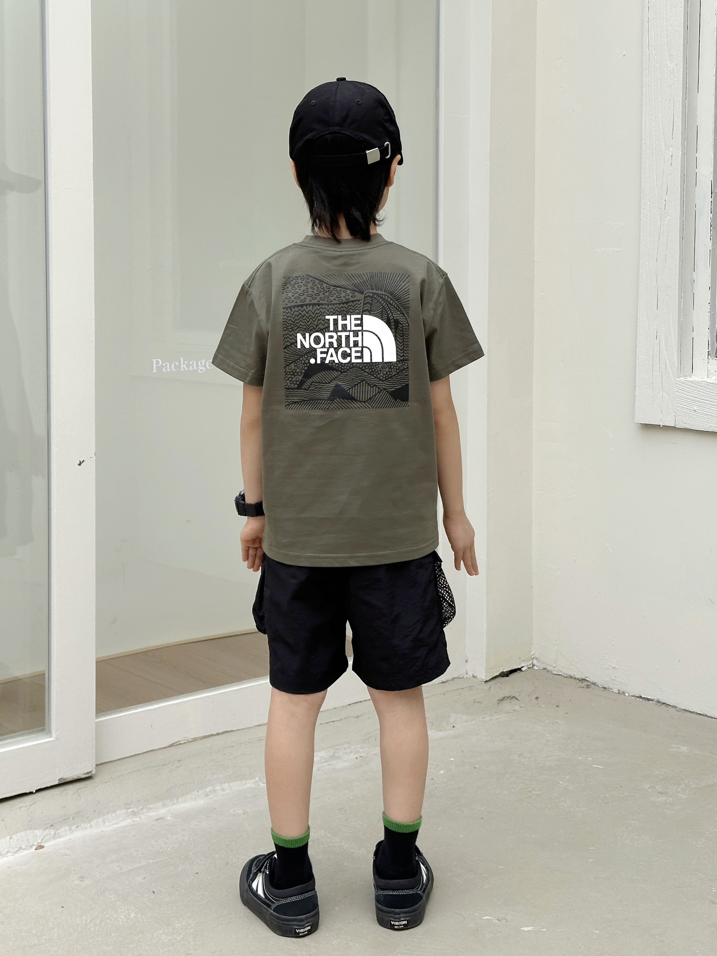 【110-165cm】これを逃す手はない 爆売れ中 カジュアル ゆったり 快適 男の子 半袖 Tシャツ