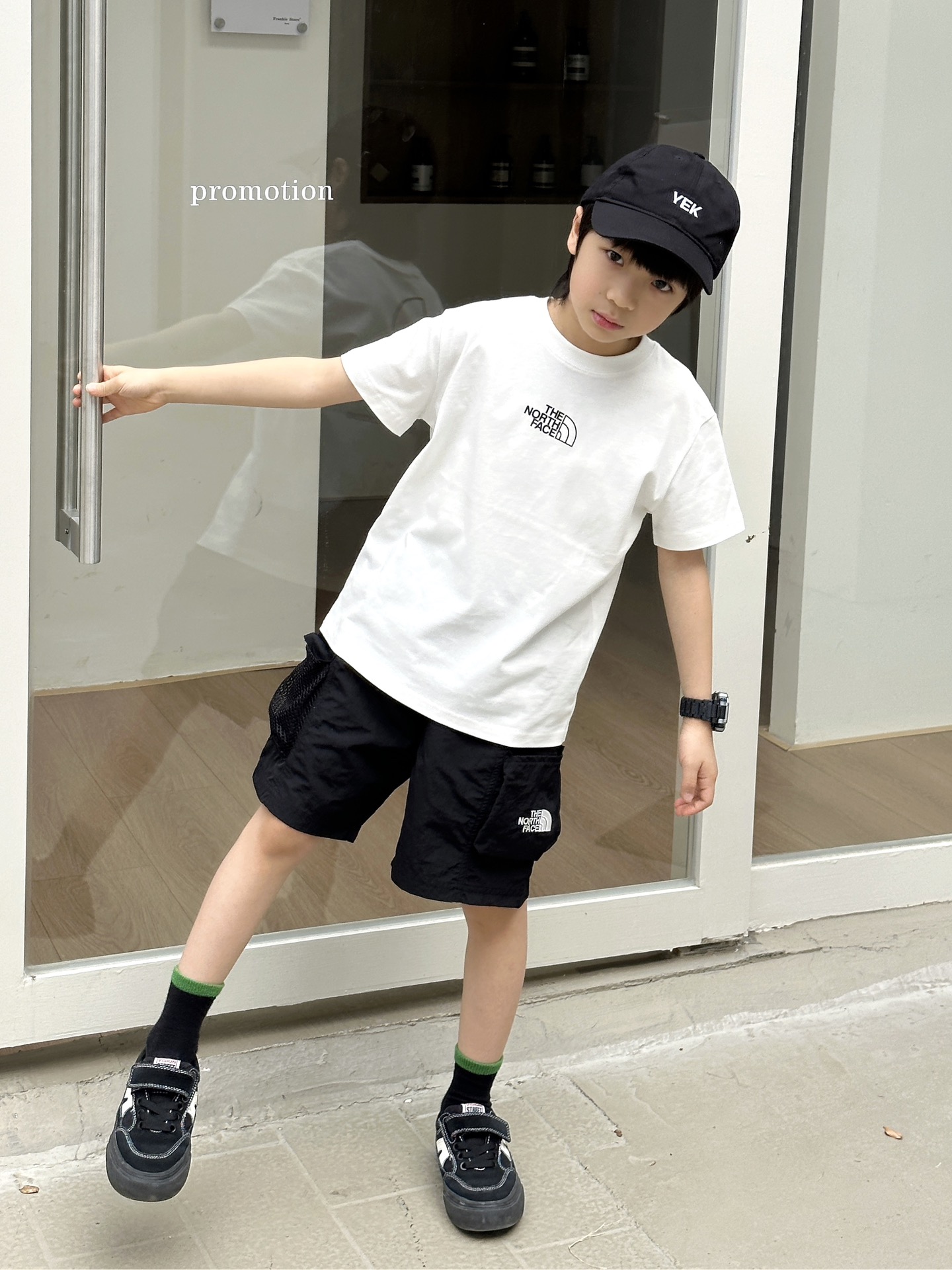 【110-165cm】話題沸騰中 大活躍 カジュアル 合わせやすい 男の子 半袖 Tシャツ