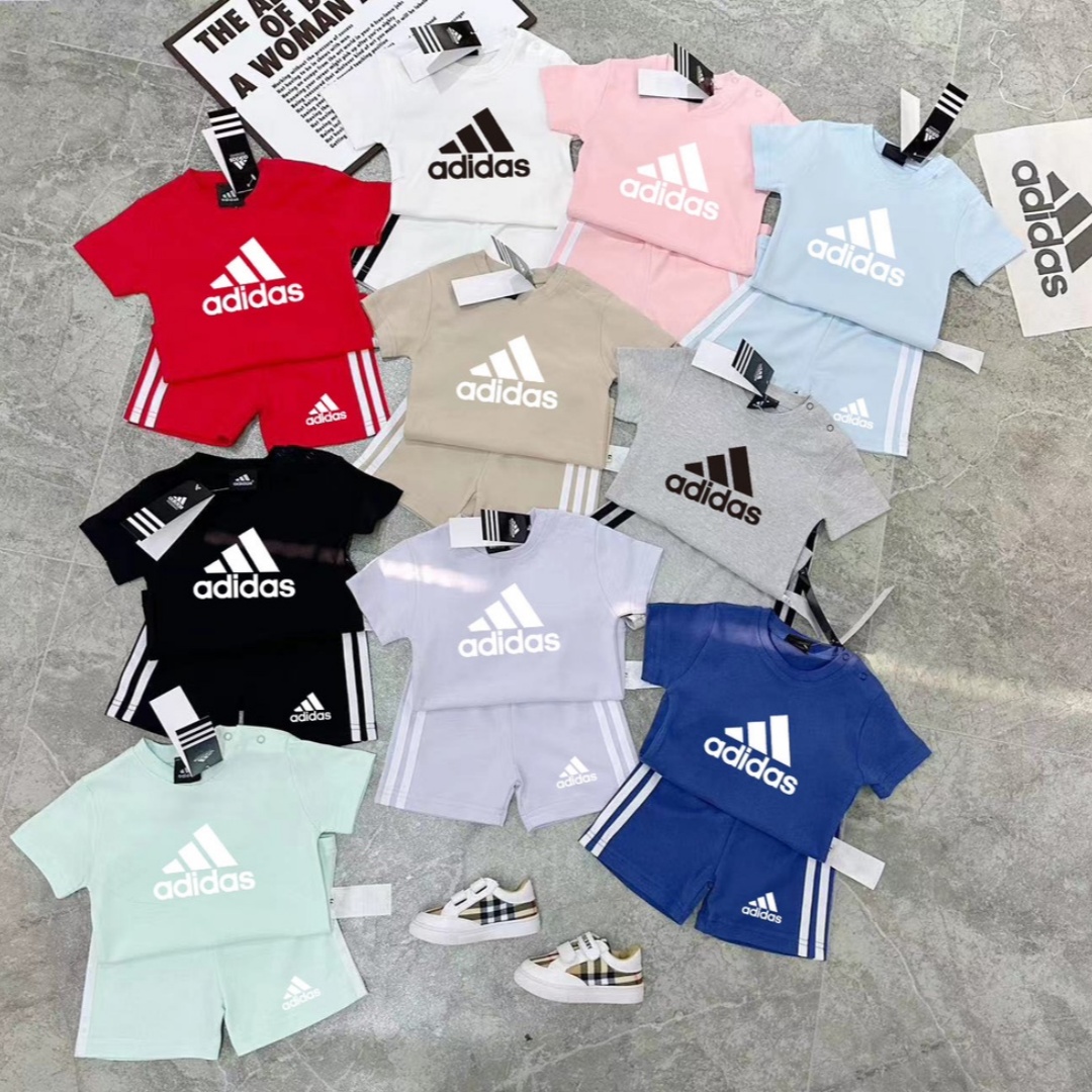 【66-100cm】二点セット 超人気商品 爆売れ中 カジュアル 多色展開 半袖Tシャツ+ショートパンツ セットアップ