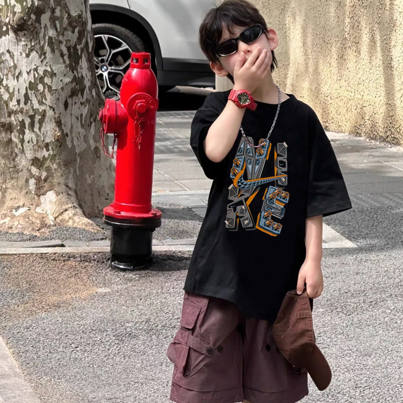 【90-160cm】存在感アップ  デザイン満点 ゆったり カッコイイ 男の子 半袖 Tシャツ