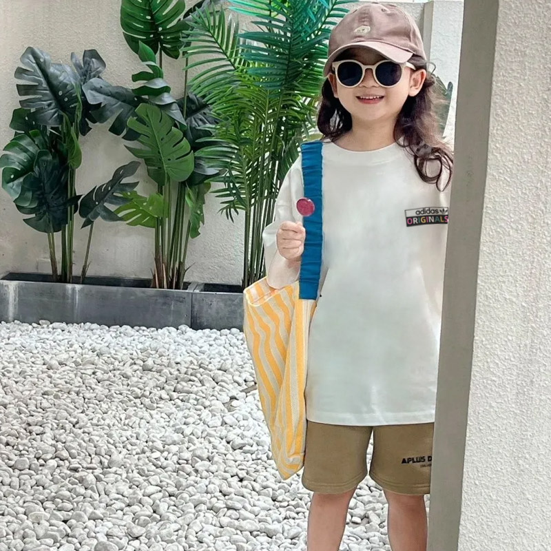 【90-160cm】ママたちに大好評 おしゃれ ストリート スタイリッシュ 女の子 半袖 Tシャツ