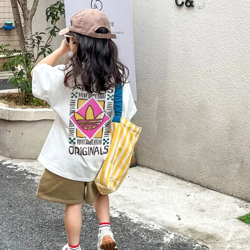 【90-160cm】ママたちに大好評 おしゃれ ストリート スタイリッシュ 女の子 半袖 Tシャツ