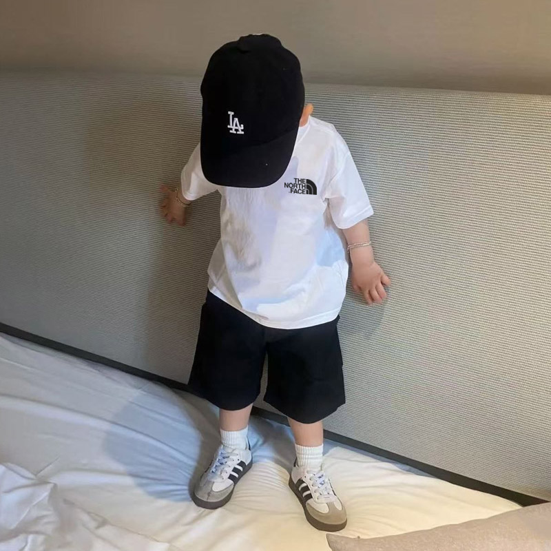 【90-160cm】二点セット 単品注文OK 話題沸騰中 大活躍 カジュアル 快適 半袖 Tシャツ+ショートパンツ セットアップ