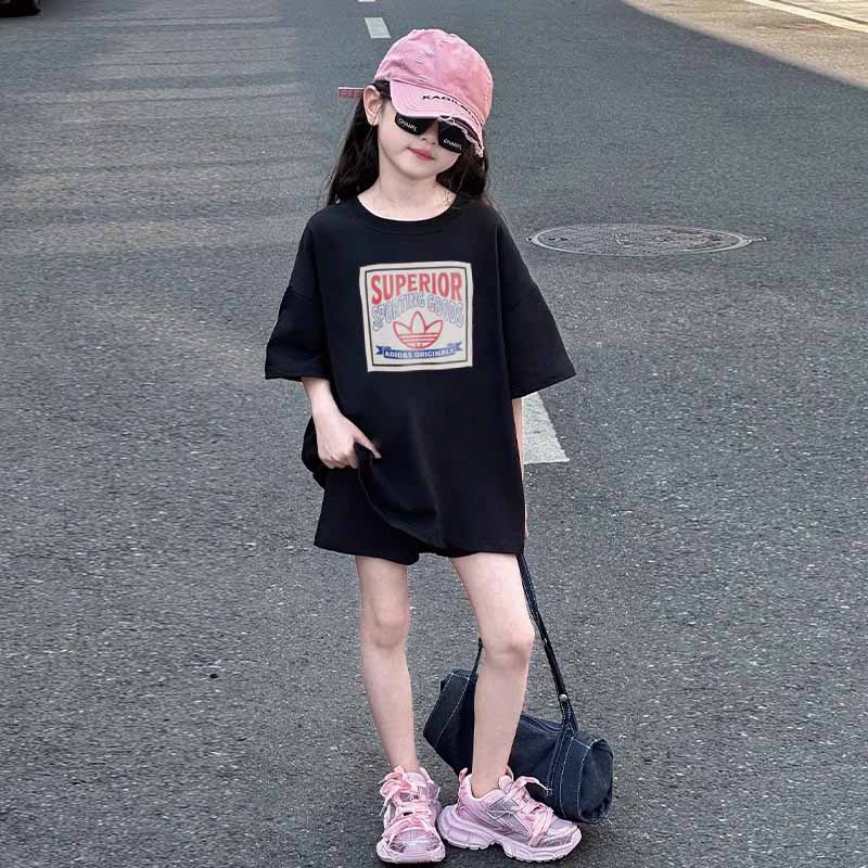 【90-160cm】夏にぴったり 爆売れ中 トレンド  ストリート 女の子 半袖 Ｔシャツ