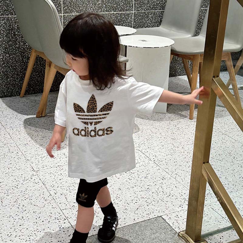 【90-140cm】二点セット 単品注文OK 毎日着たくなる 大人気 可愛い 定番 着やすい 女の子 半袖 Tシャツ+ショートパンツ セットアップ