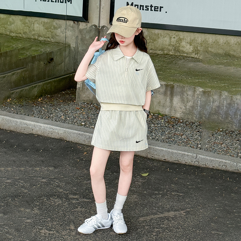 【120-170cm】二点セット よく売れる カジュアル スポーティ 女の子 半袖Tシャツ+スカート セットアップ