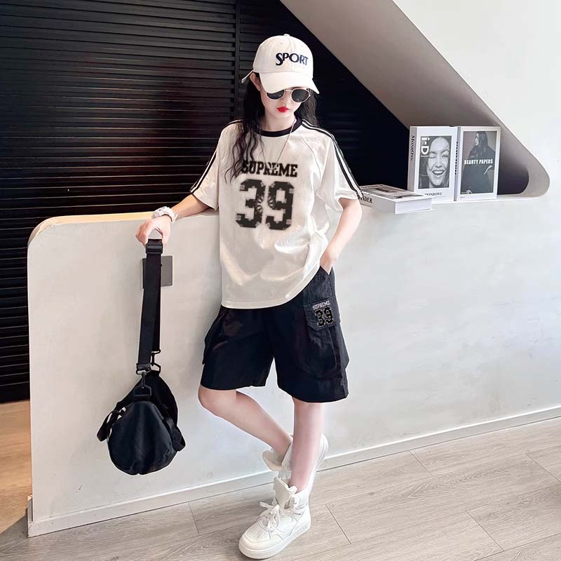 【100-150cm】大好評 シンプル トレンド 合わせやすい ルーズ 女の子 半袖 Tシャツ