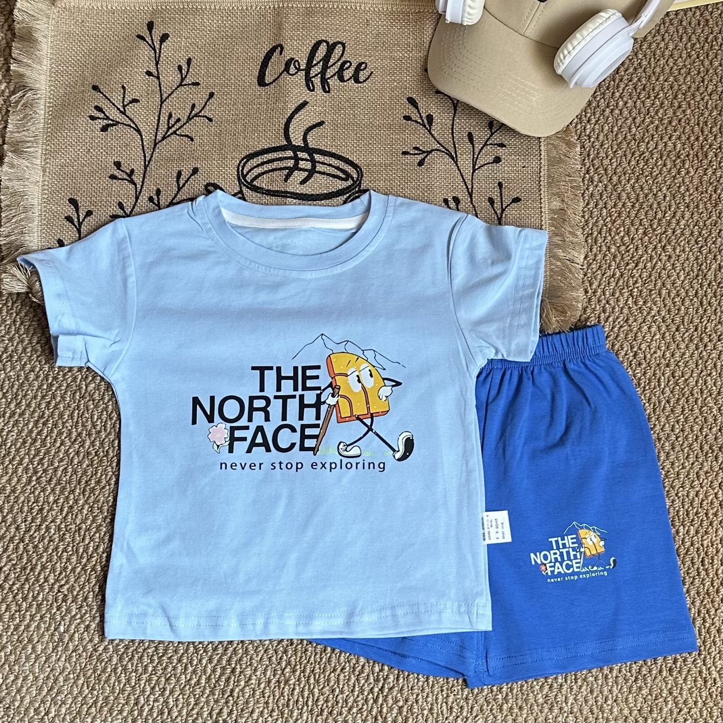 【80-130cm】二点セット 人気爆発中 売れ筋 カジュアル トレンド 半袖Tシャツ+ショートパンツ セットアップ