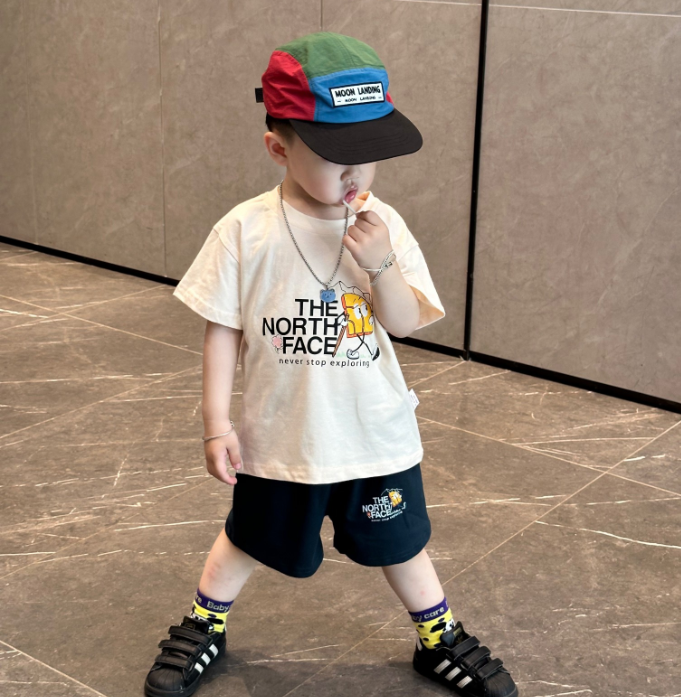 【80-130cm】二点セット 人気爆発中 売れ筋 カジュアル トレンド 半袖Tシャツ+ショートパンツ セットアップ