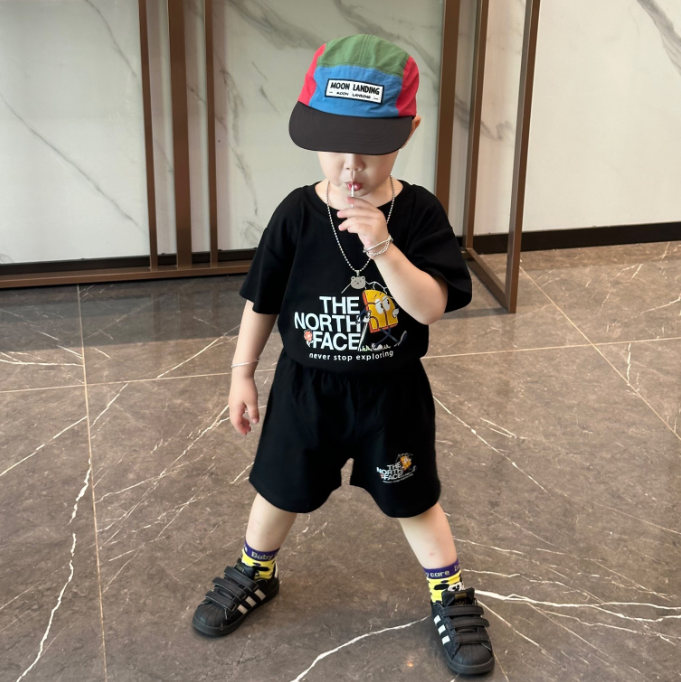 【80-130cm】二点セット 人気爆発中 売れ筋 カジュアル トレンド 半袖Tシャツ+ショートパンツ セットアップ
