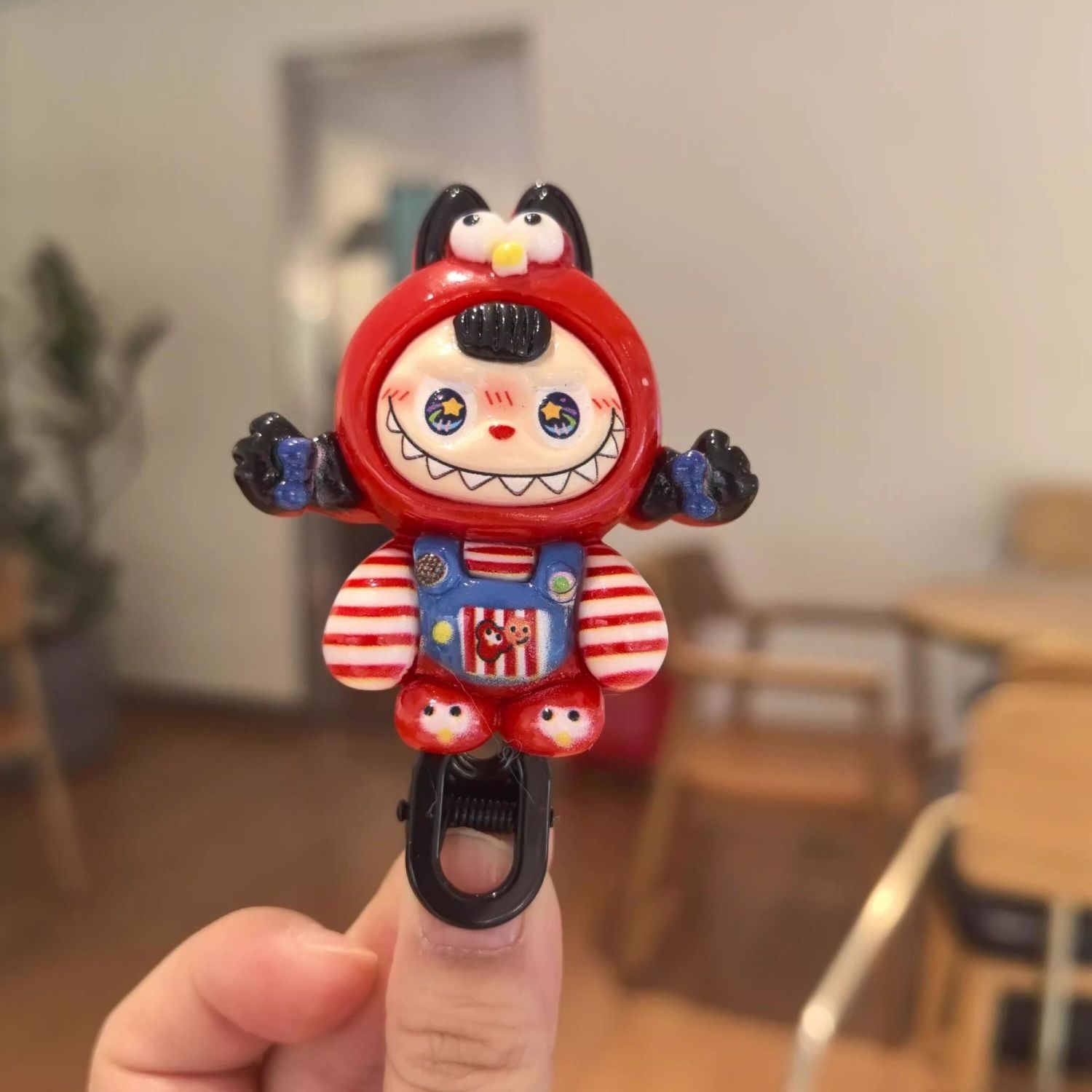 これを逃す手はない 遊び心たっぷり キャラクター ヘアアクセサリー シュシュ バレッタ