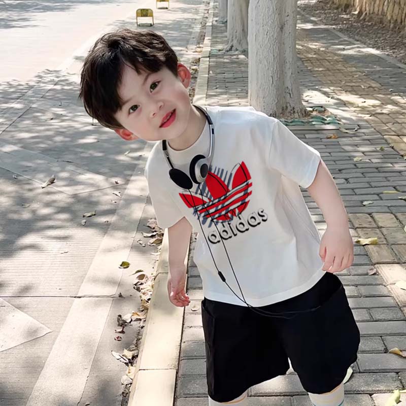 【90-160cm】毎日着たくなる 今季大注目 シンプル 着せやすい 男の子 半袖 Tシャツ